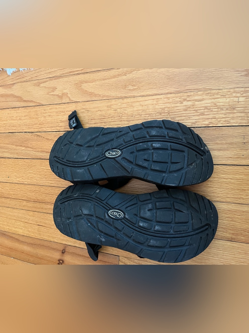 Chaco toe loop sandal - Picture 3 of 4